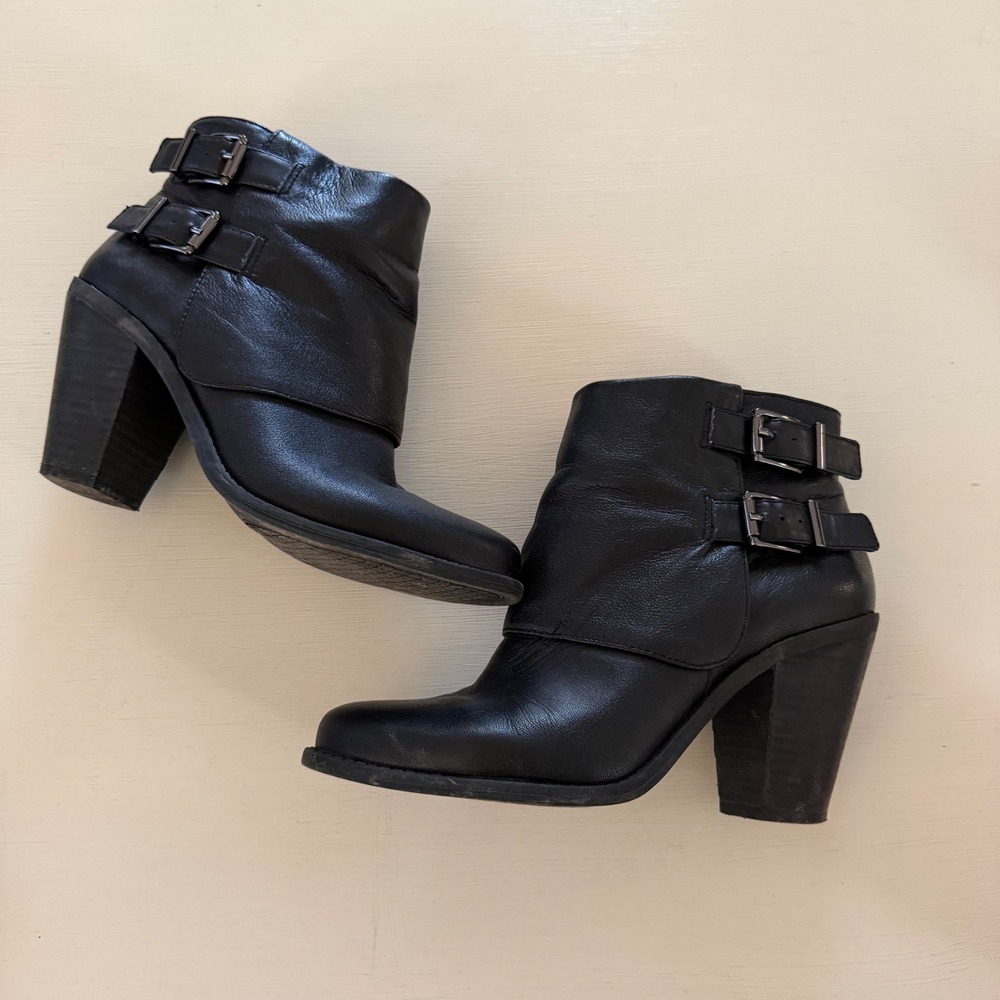 Jessica Simpson Cainn Black Leather Double Buckle Block Heel Ankle Boots Size 7M